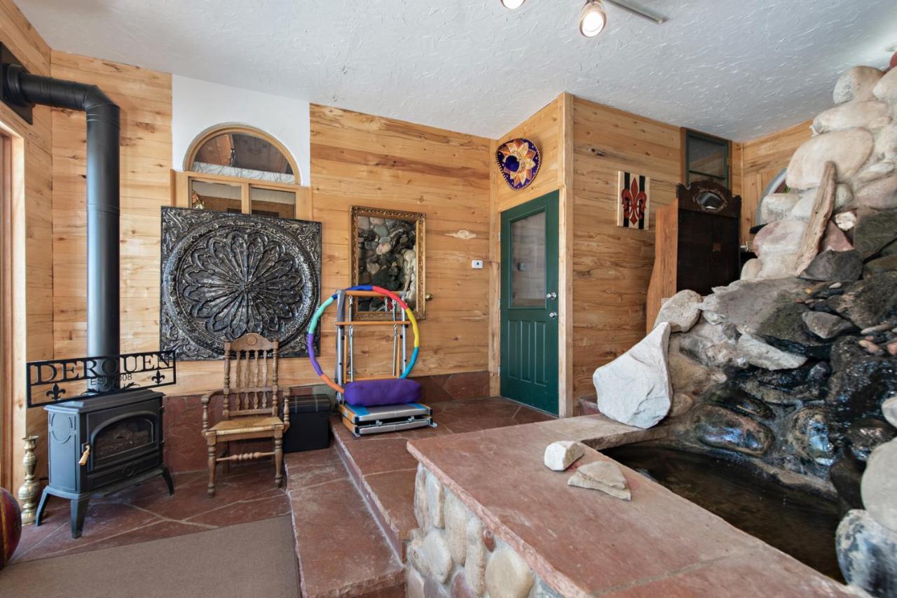 Wanderer Studio, An Off Grid Mountain Guest Studio With Fantastic Views Glenwood Springs Eksteriør billede